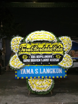 Papan Bunga Duka di Cikujang